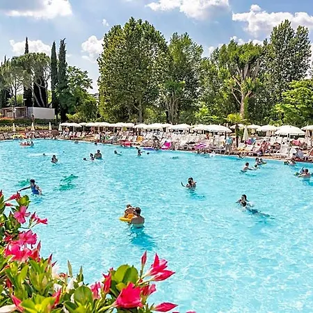 Hotell La Diga Altomincio